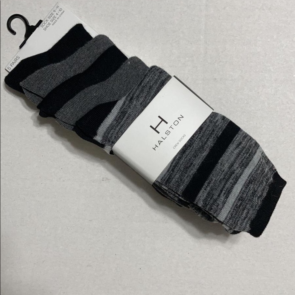 NWT H by Halston crew socks